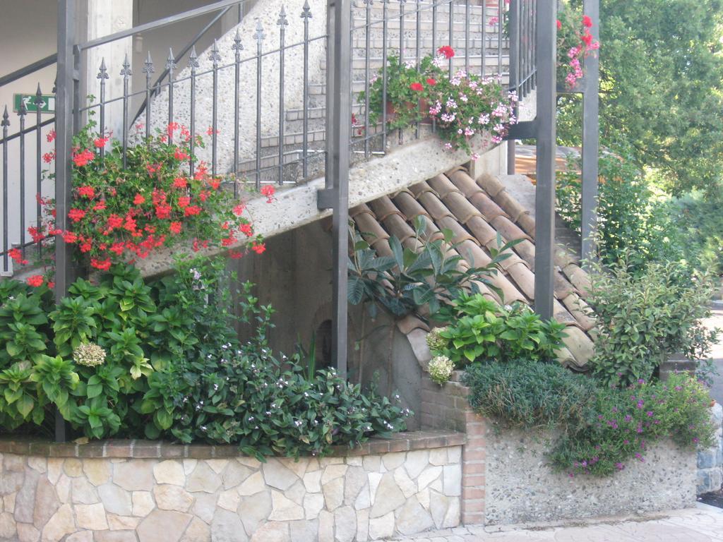 Parco Sogni D'Oro Aparthotel Montella Exterior photo