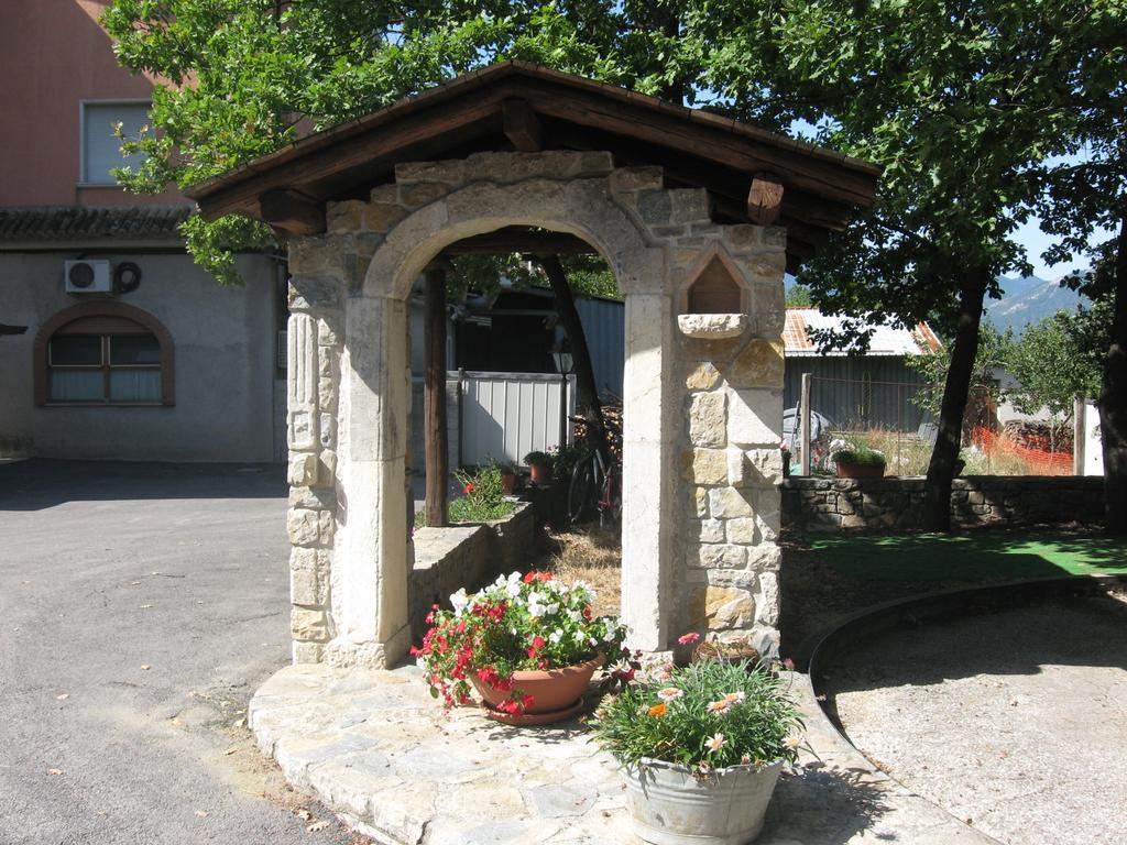 Parco Sogni D'Oro Aparthotel Montella Exterior photo